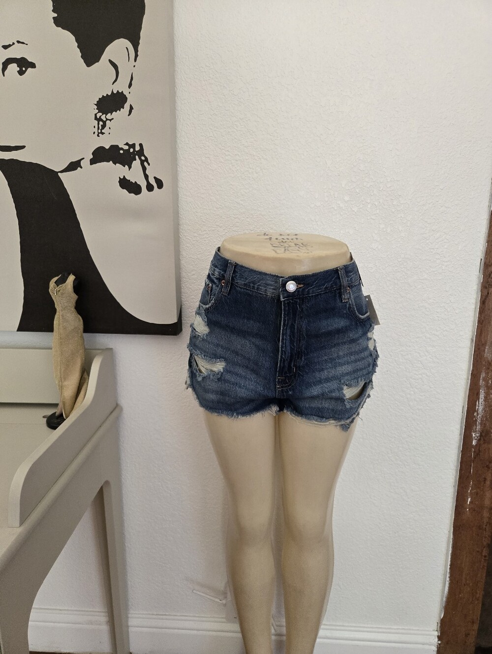 NWT Womens Aeropostale Dark Blue Vintage High Distressed Denim Shorts Size 16